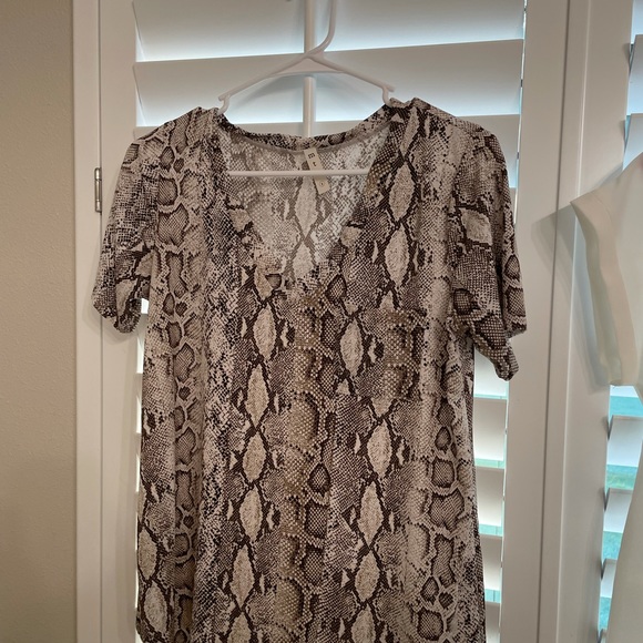 Boutique shirts, small - Picture 15 of 16